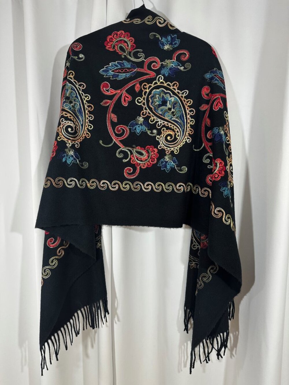 Jessica McClintock Black Embroidered Paisley Fringe Evening Wrap Shawl Scarf
